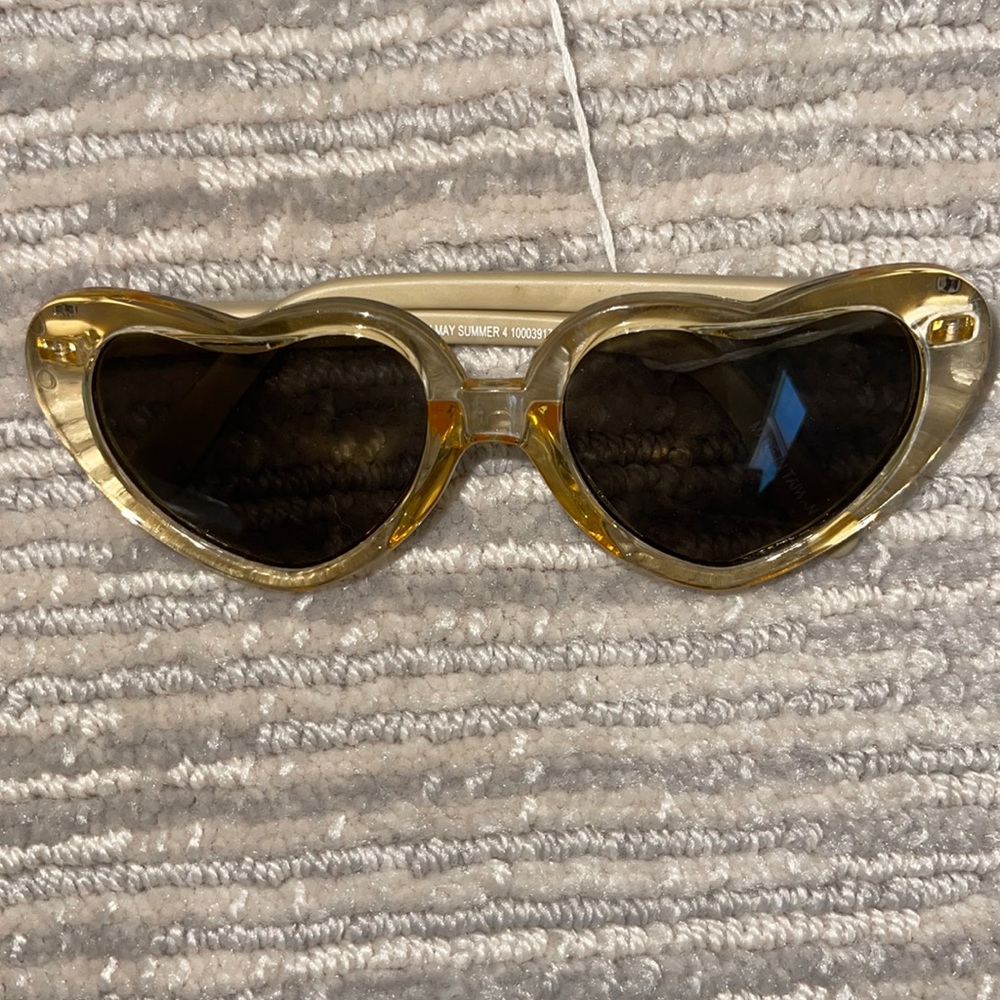Janie and Jack sunglasses 0-2 years